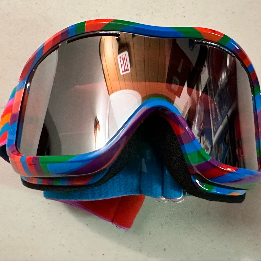 New Bolle Ski Snowboard MX
MotoCross Goggles Travel Bag included Adult size